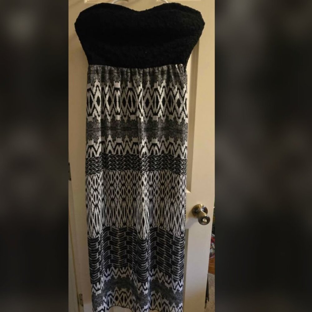 Strapless Dress with adorable cross back detail